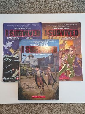 I Survived Graphic Novel Books - Great Chicago Fire, Titanic And Nazi Invasion